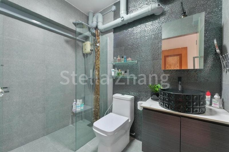 5 Room (5I) HDB for Sale in  979C Buangkok Crescent - Image 5