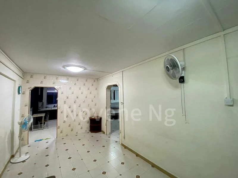 3 Room (3A) HDB for Rent in 710 Yishun Avenue 5 - Image 1