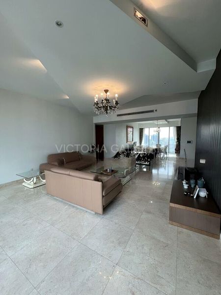 4 Bed Condo for Rent in  Draycott Eight - Image 5