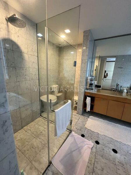 4 Bed Condo for Rent in  Draycott Eight - Image 9