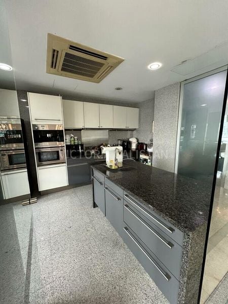 4 Bed Condo for Rent in  Draycott Eight - Image 1