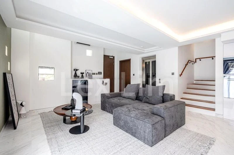 6 Bed Semi-Detached House (Landed) for Sale in  The Carrara - Image 4