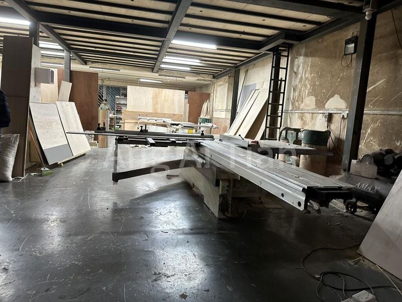 Light Industrial (B1) for Sale: North Link Building - Image 1