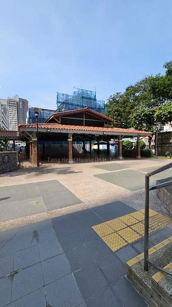 Rowell Court: Retail Shop for Sale - Image 3