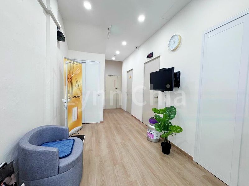 Shop / Shophouse for Rent: 338 Ang Mo Kio Avenue 1 - Image 2