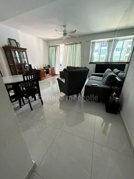 2 Bed Condo for Rent in The Esparis - Image 12