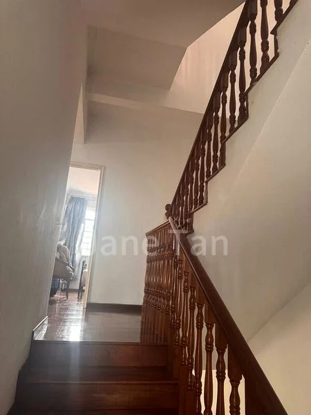 5 Bed Terraced House (Landed) for Sale in  Loyang Villas - Image 6