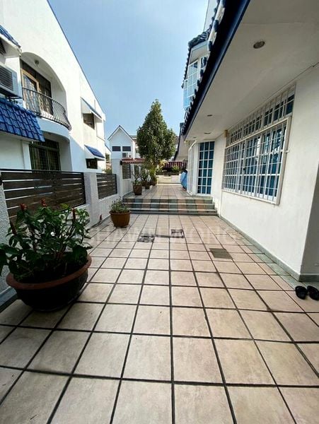 4 Bed Semi-Detached House (Landed) for Sale in  Sunrise Villa - Image 3