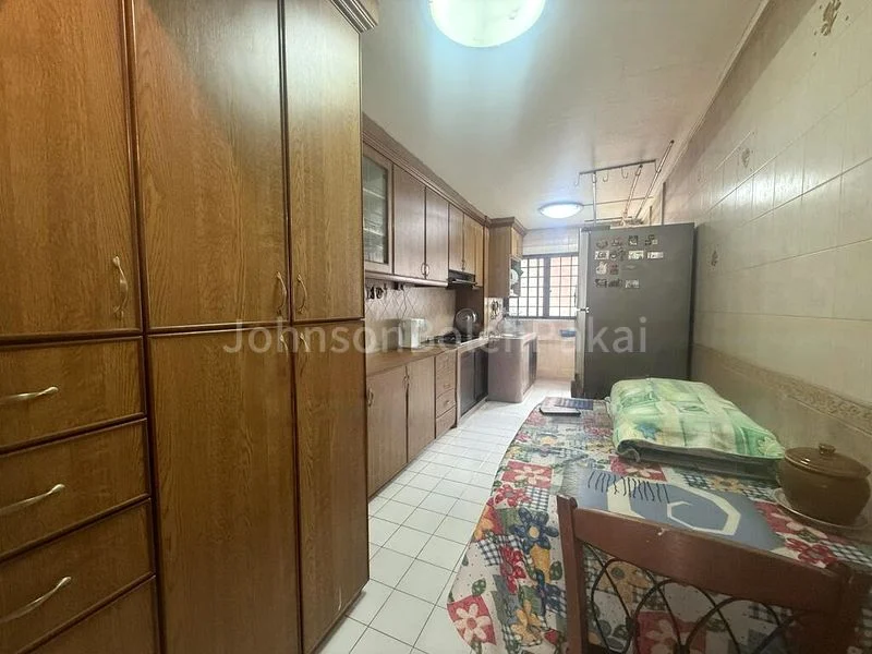 4 Room (4S) HDB for Sale in  348 Woodlands Avenue 3 - Image 3
