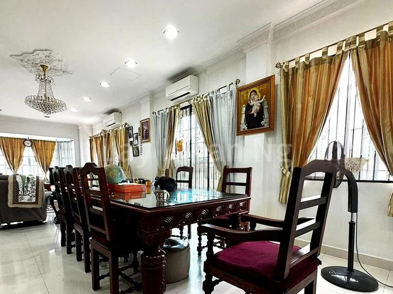 8 Bed Semi-Detached House (Landed) for Sale in  St Nicholas View - Image 6