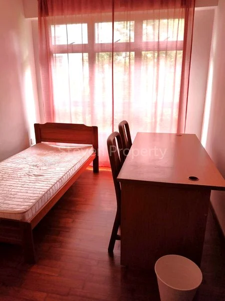 Common Room (HDB) for Rent in  323A Sumang Walk - Image 1