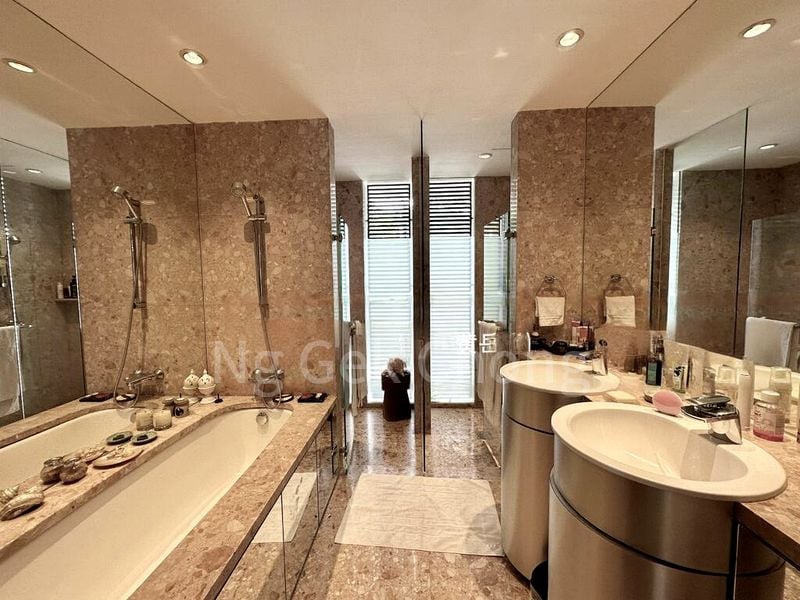 5 Bed Semi-Detached House (Landed) for Rent in  Newton 18 - Image 5