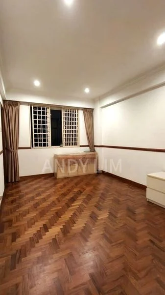 4 Bed Condo for Rent in  Castle Green - Image 10