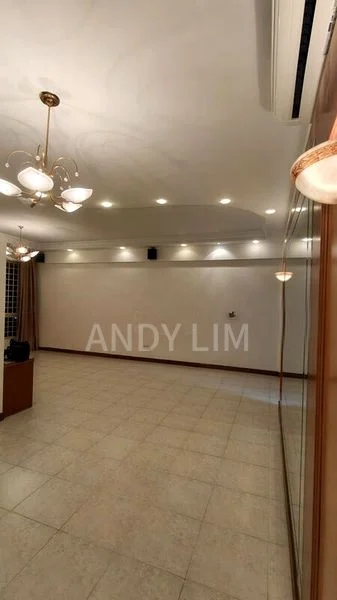 4 Bed Condo for Rent in  Castle Green - Image 8