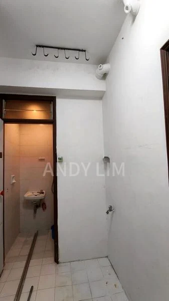 4 Bed Condo for Rent in  Castle Green - Image 6