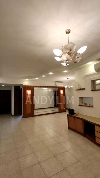4 Bed Condo for Rent in  Castle Green - Image 7