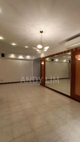 4 Bed Condo for Rent in  Castle Green - Image 12