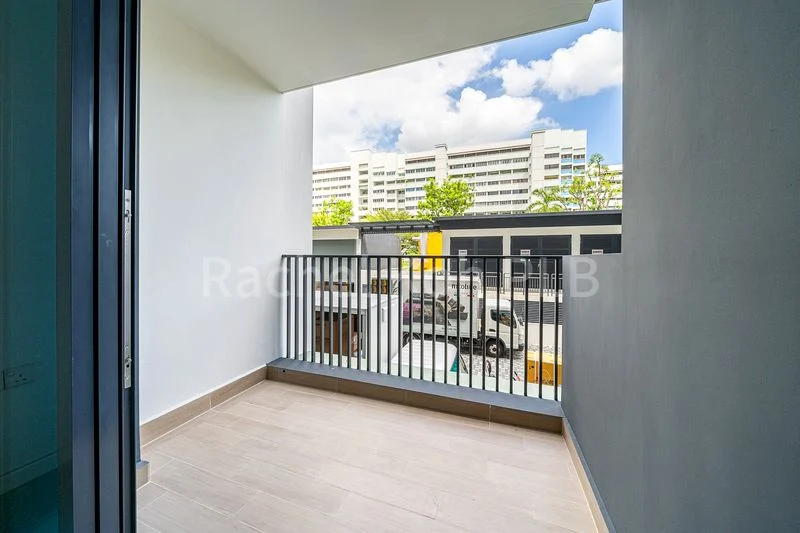 2 Bed Condo for Sale in  Treasure at Tampines - Image 7