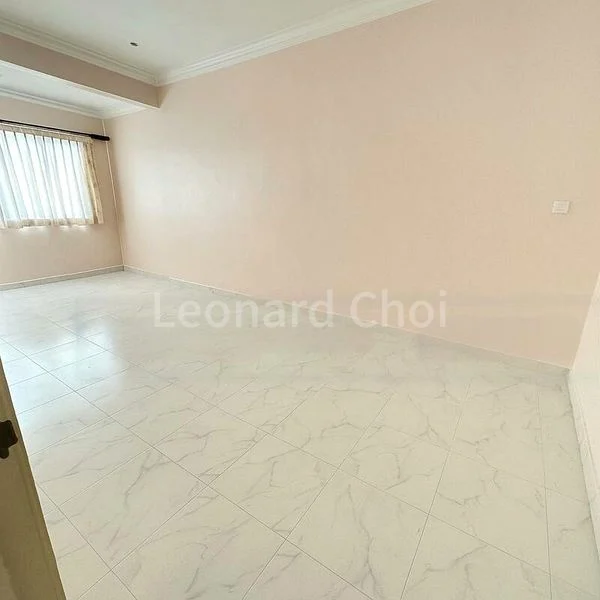 5 Bed Terraced House (Landed) for Sale in Frankel Estate - Image 5
