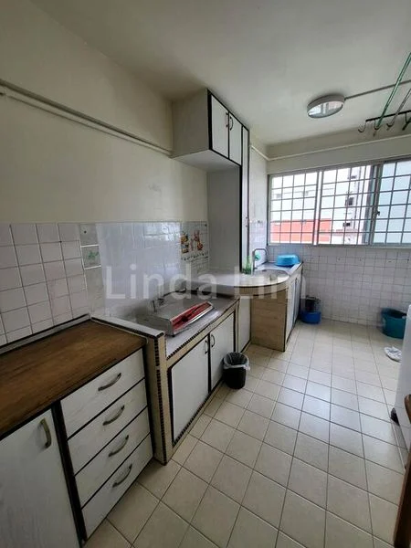4 Room (4S) HDB for Rent in  646 Yishun Street 61 - Image 1