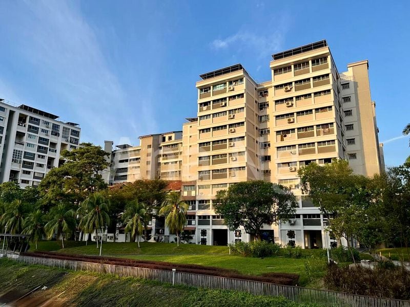 4 Room (4A) HDB for Sale in  421 Pasir Ris Drive 6 - Image 2