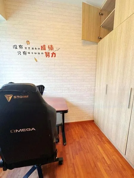 3 Bed Condo for Rent in  Clover By The Park - Image 6