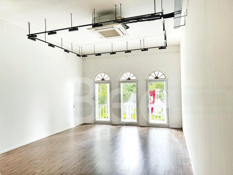 Shop / Shophouse for Rent: Beach Road - Image 5