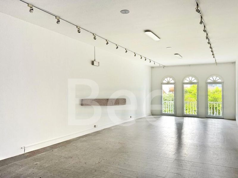 Shop / Shophouse for Rent: Beach Road - Image 2