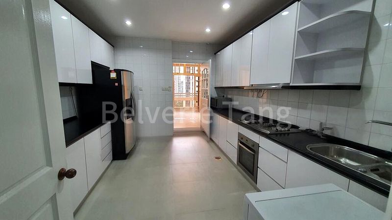 4 Bed Condo for Rent in  Leonie Condotel - Image 18