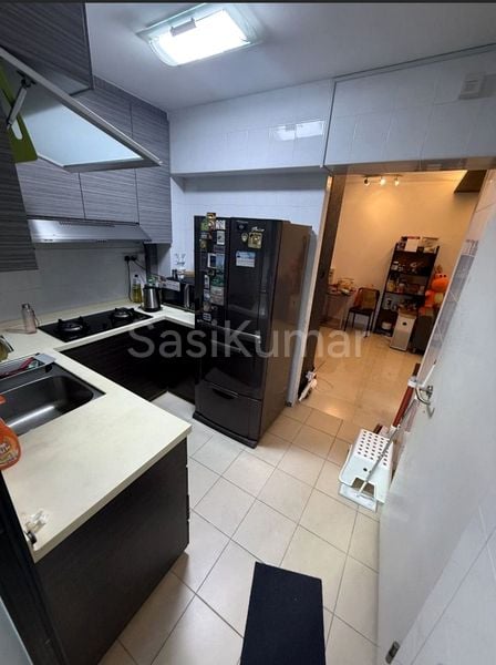 3 Room (3NG) HDB for Rent in  28C Dover Crescent - Image 1