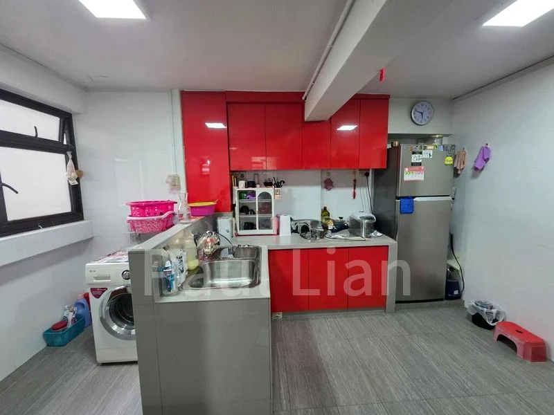 3 Room (3I) HDB for Sale in  57 Geylang Bahru - Image 10