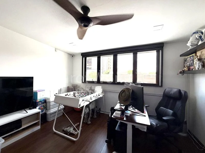 4 Bed Terraced House (Landed) for Sale in  Jalan Mesra - Image 12