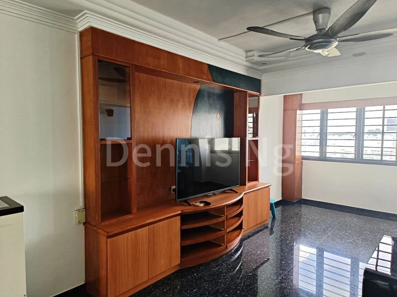 5 Room (5A) HDB for Rent in  165 Gangsa Road - Image 3