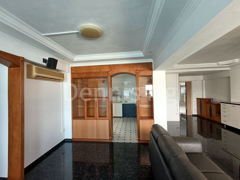 5 Room (5A) HDB for Rent in  165 Gangsa Road - Image 4