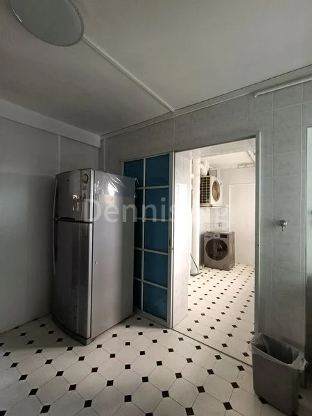 5 Room (5A) HDB for Rent in  165 Gangsa Road - Image 11