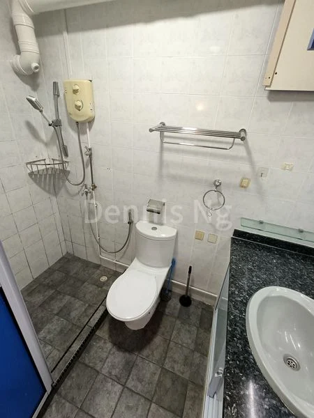 5 Room (5A) HDB for Rent in  165 Gangsa Road - Image 13