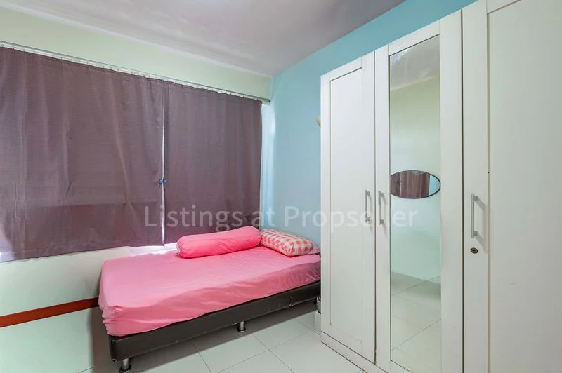 3 Room (3A) HDB for Sale in 26 Ghim Moh Link - Image 5