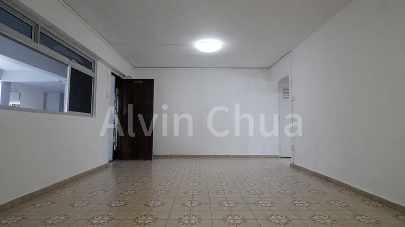 4 Room (4NG) HDB for Sale in 263 Jurong East Street 24 - Image 4