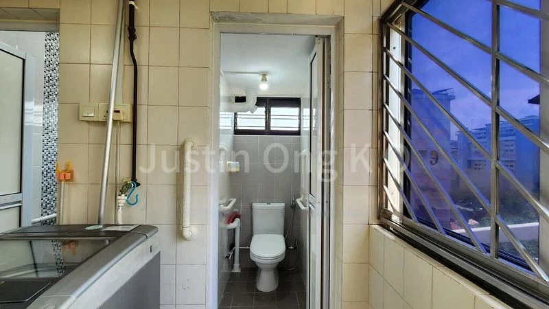 3 Room (3I) HDB for Rent in  212 Bedok North Street 1 - Image 9