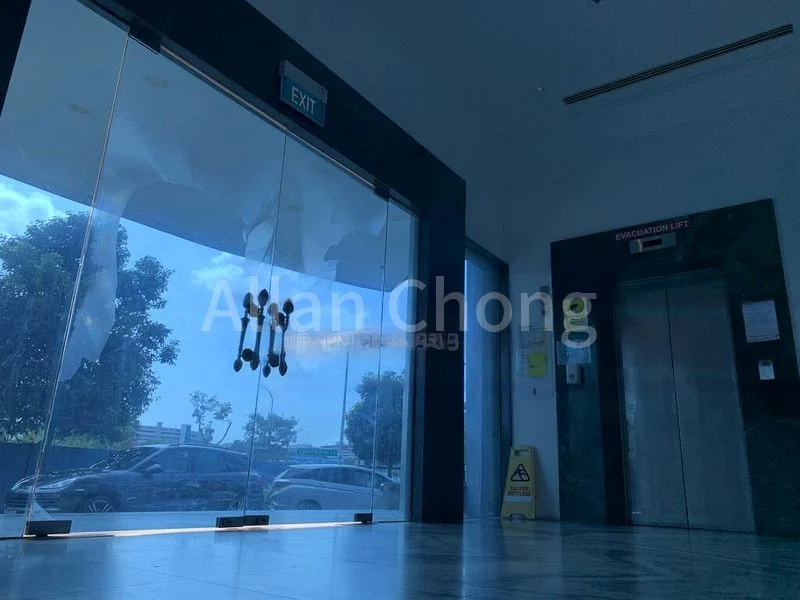 Light Industrial (B1) for Rent: Communications Techno Centre - Image 7