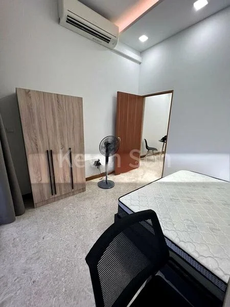 Common Room (Condo) for Rent in  18 Woodsville - Image 1