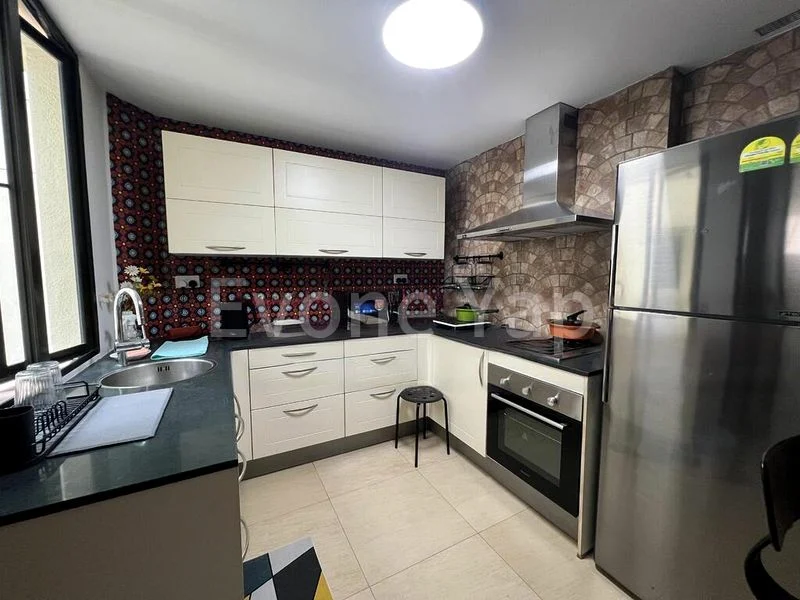 Common Room (Condo) for Rent in Simsville - Image 7