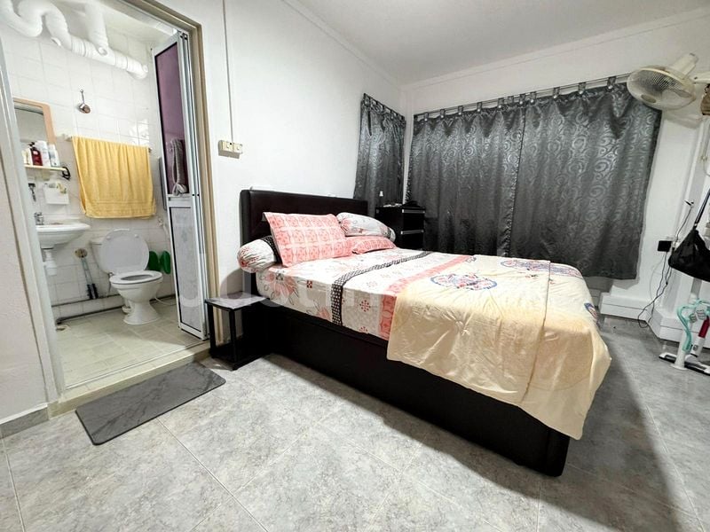 4 Room (4A) HDB for Sale in  969 Hougang Street 91 - Image 4