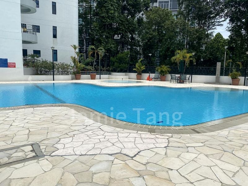 5 Bed Condo for Rent in  Holland Peak - Image 5