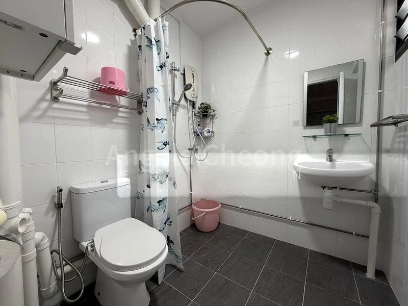 Master Room (HDB) for Rent in  249 Hougang Avenue 3 - Image 5