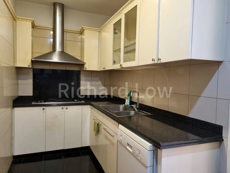 3+1 Bed Condo for Rent in  Orchard Scotts - Image 18