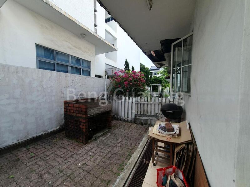 5 Bed Semi-Detached House (Landed) for Sale in  Picardy Gardens - Image 10
