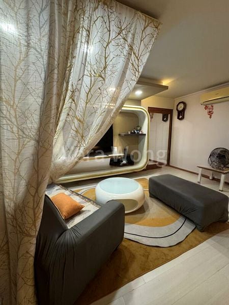 4 Room (4NG) HDB for Sale in  43 Cambridge Road - Image 1