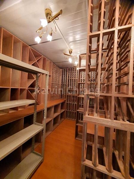 7 Bed Semi-Detached House (Landed) for Sale in  Kew Vale - Image 5