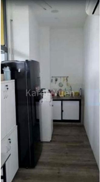 Light Industrial (B1) for Sale: Midview Building - Image 1